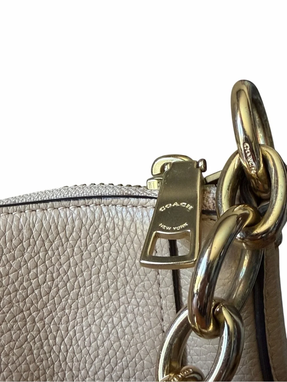 Coach Chelsea Hobo 32 Beechwood Pebbled Leather Shoulder Crossbody Bag